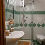Agora -friend's House شقة